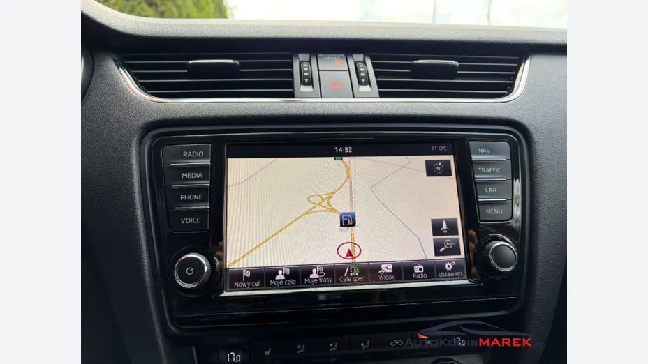 SKODA Octavia -