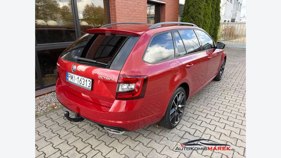 SKODA Octavia -