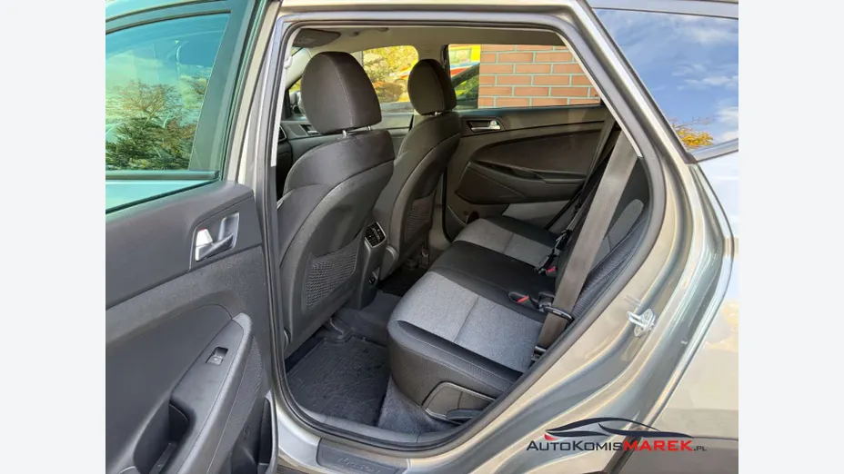 HYUNDAI Tucson -