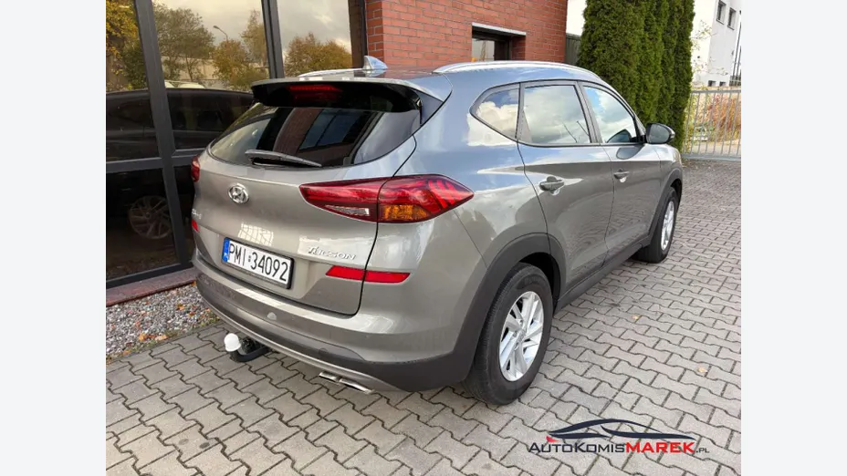 HYUNDAI Tucson -