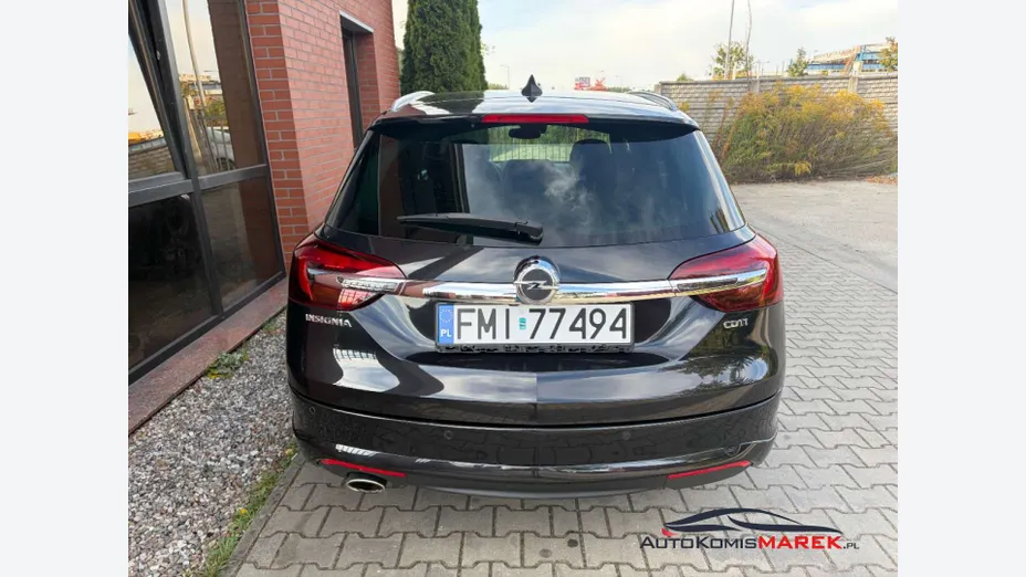 OPEL Insignia -