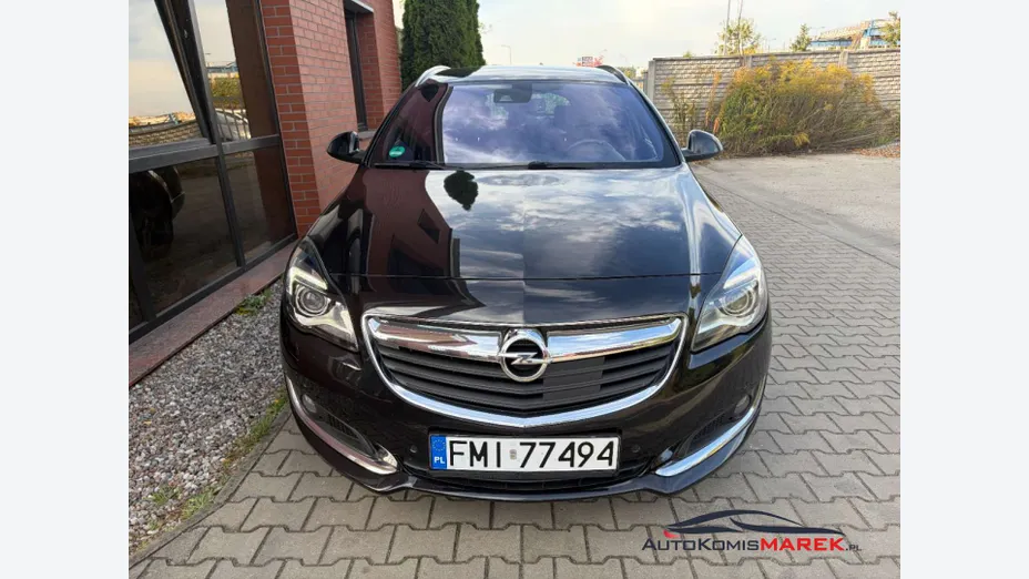 OPEL Insignia -