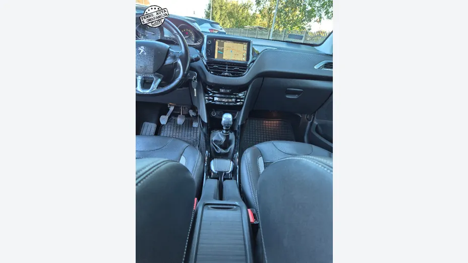 PEUGEOT 2008 -