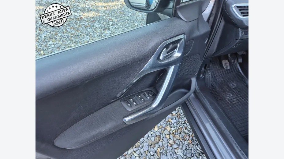 PEUGEOT 2008 -