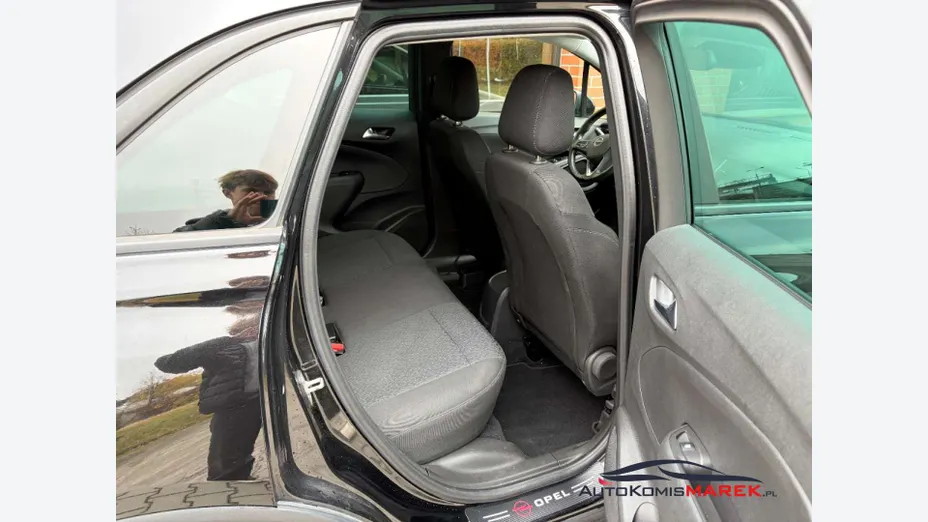 OPEL Crossland X -