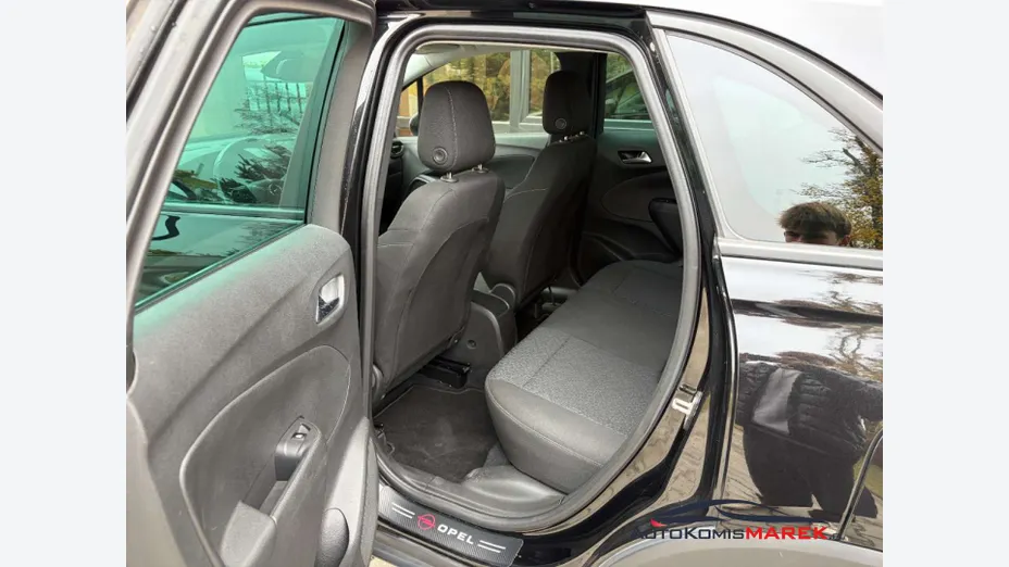 OPEL Crossland X -