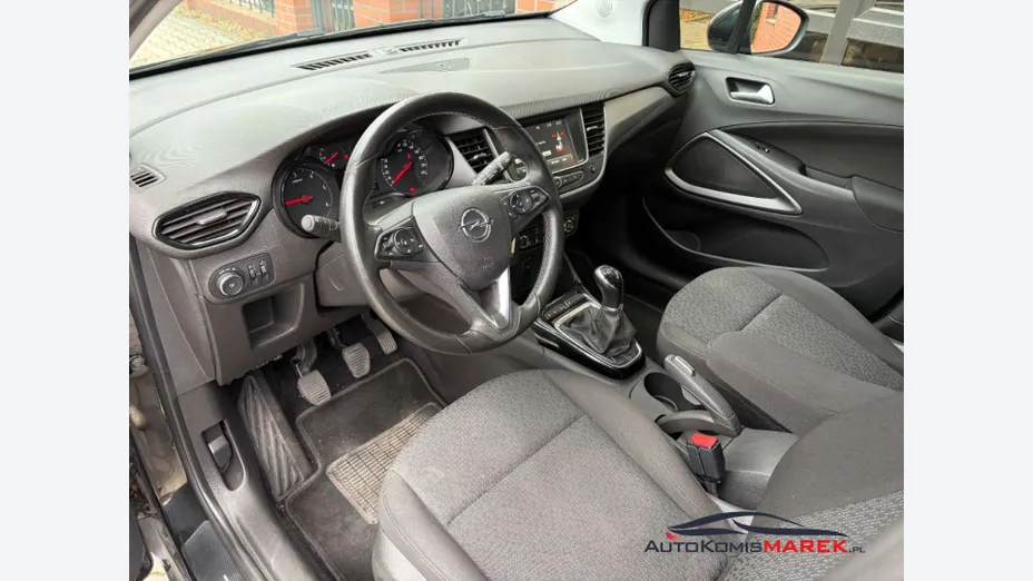 OPEL Crossland X -