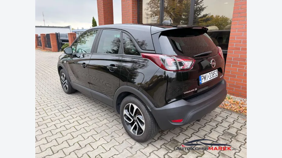 OPEL Crossland X -