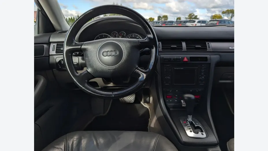 AUDI A6 Avant -