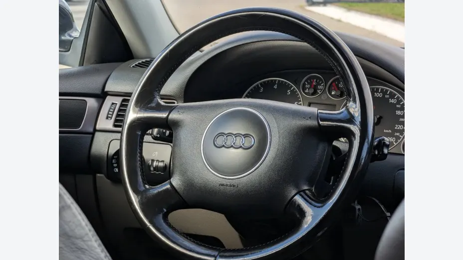 AUDI A6 Avant -