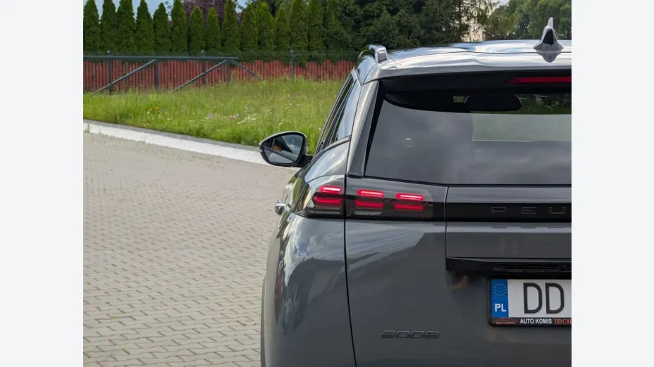 PEUGEOT 2008 -