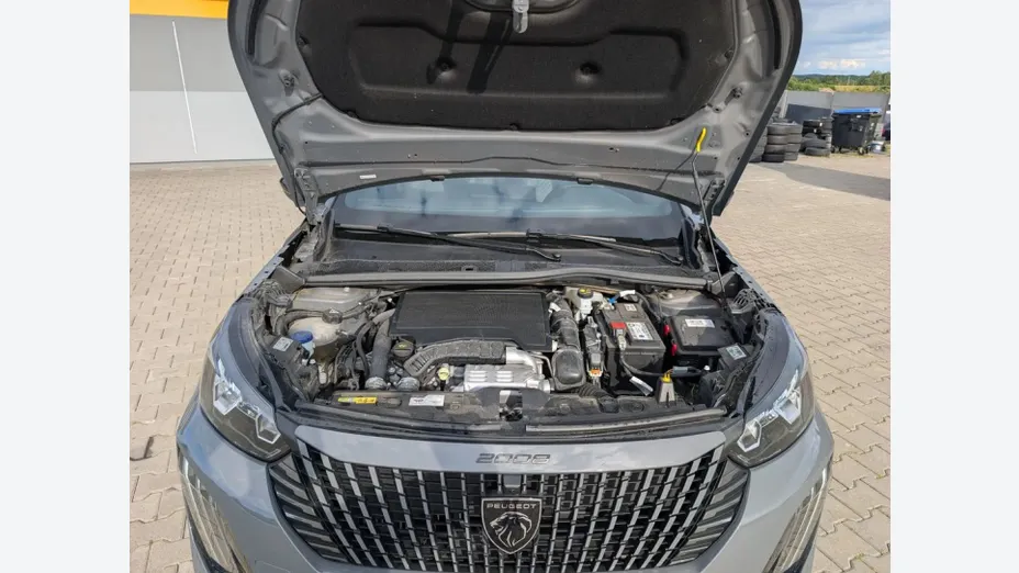 PEUGEOT 2008 -