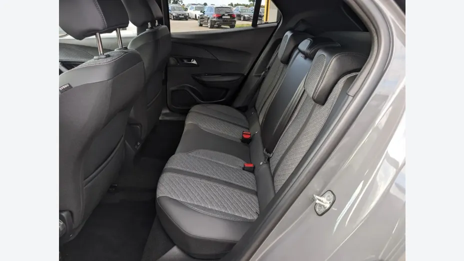 PEUGEOT 2008 -