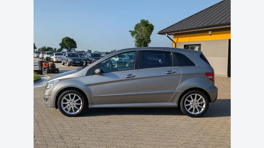 MERCEDES-BENZ B Klasa -