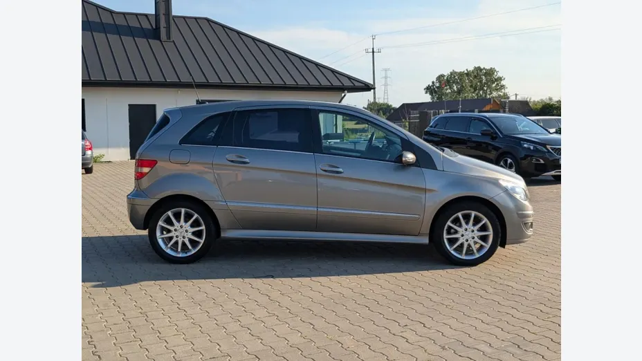 MERCEDES-BENZ B Klasa -