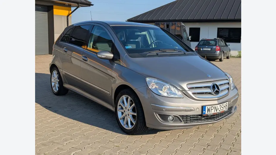 MERCEDES-BENZ B Klasa -