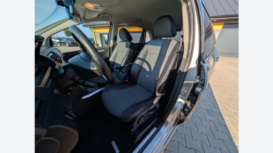 MERCEDES-BENZ B Klasa -