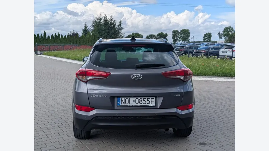 HYUNDAI Tucson -