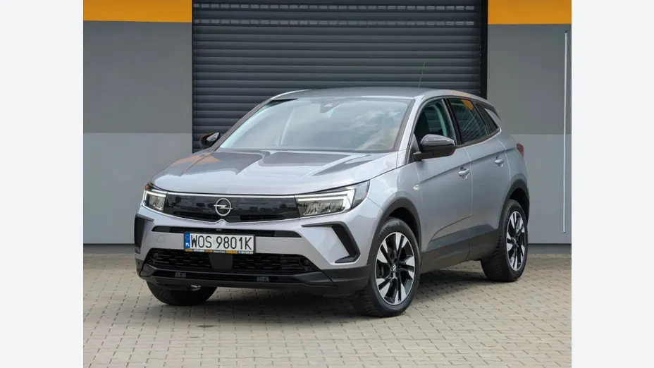 OPEL Grandland -