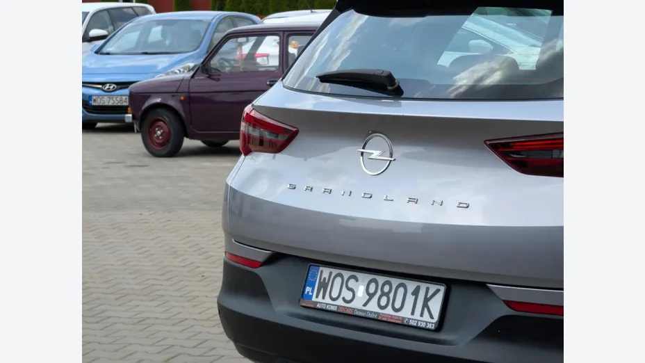 OPEL Grandland -