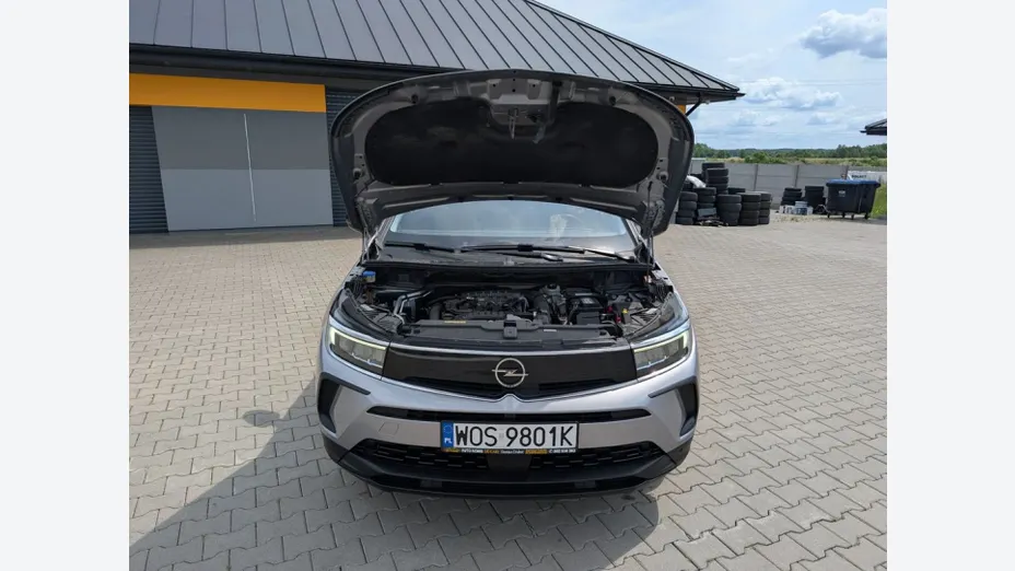OPEL Grandland -