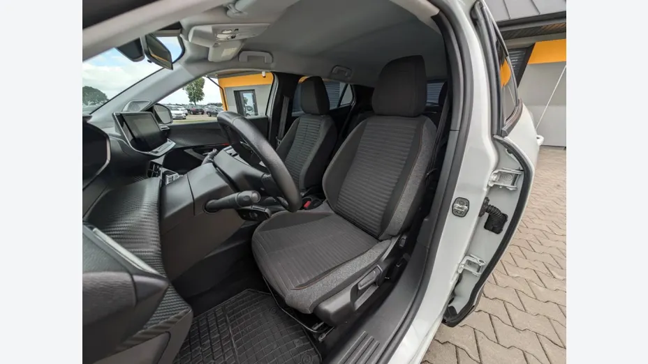 PEUGEOT 2008 -
