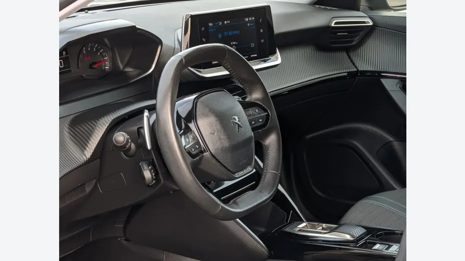 PEUGEOT 2008 -