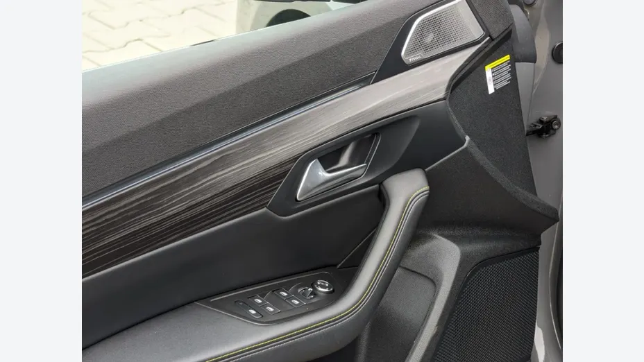 PEUGEOT 508 -
