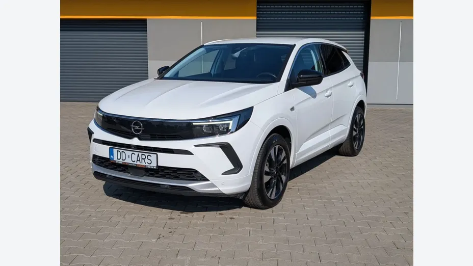 OPEL Grandland X -