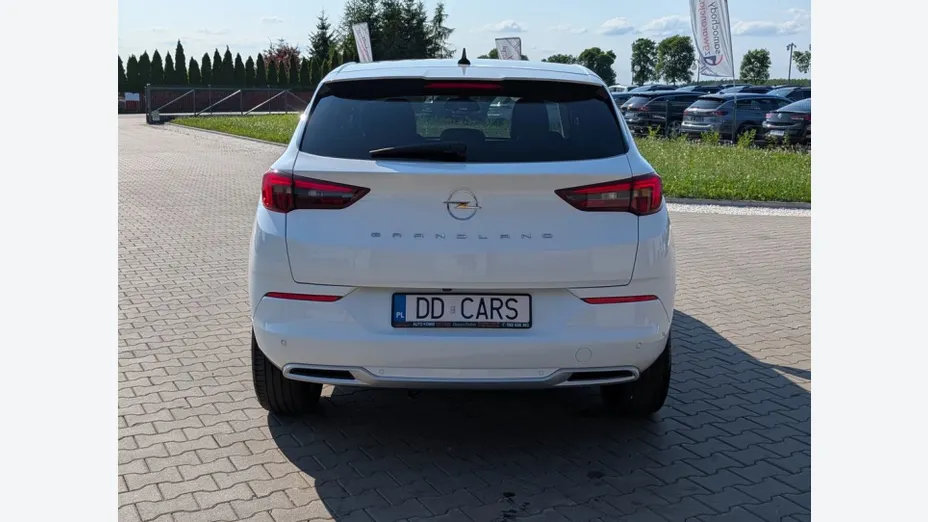 OPEL Grandland X -