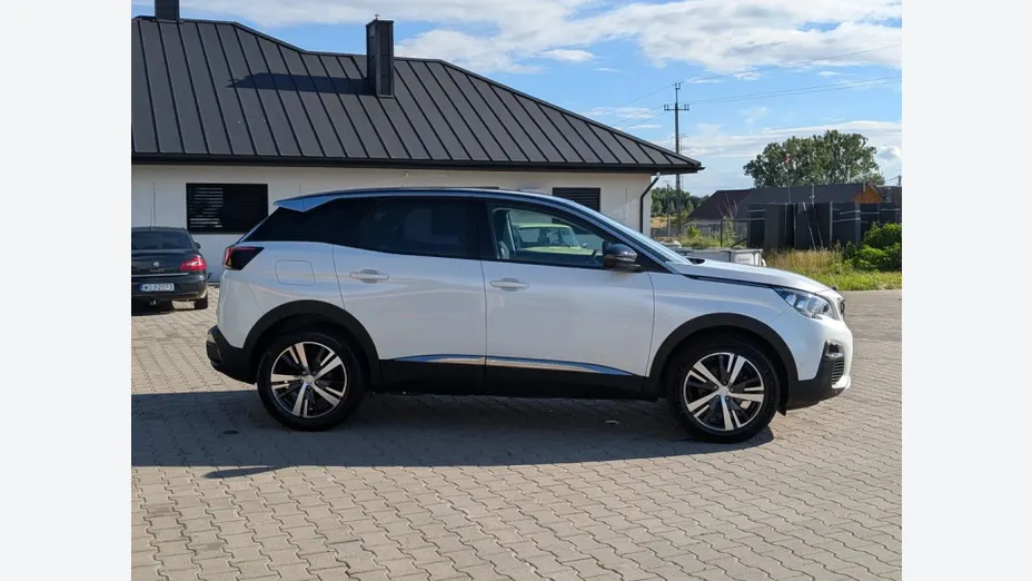 PEUGEOT 3008 -