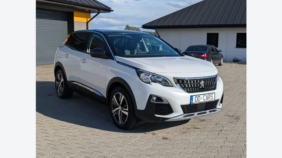 PEUGEOT 3008 -