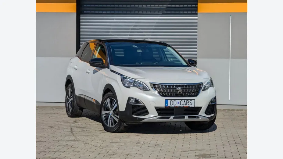 PEUGEOT 3008 -