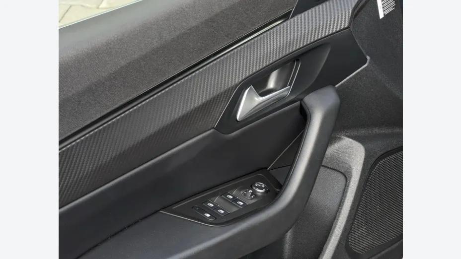 PEUGEOT 508 -
