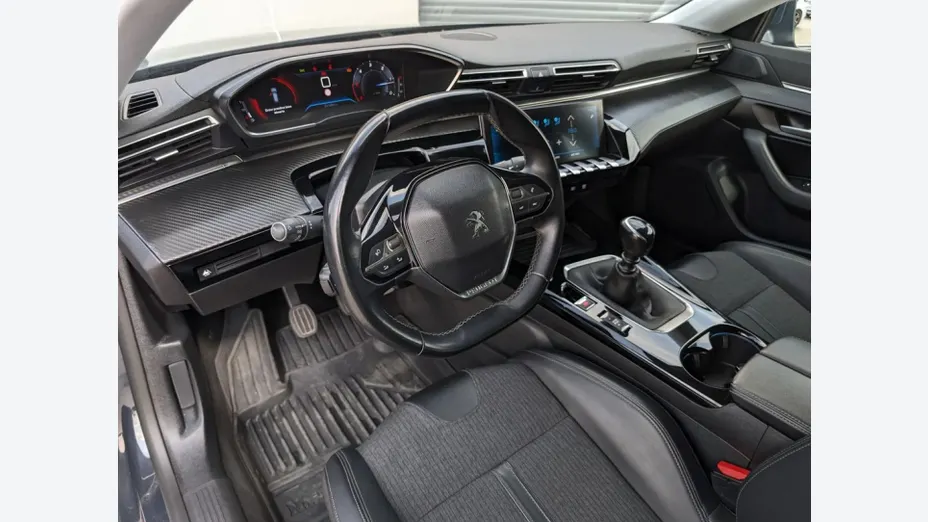 PEUGEOT 508 -