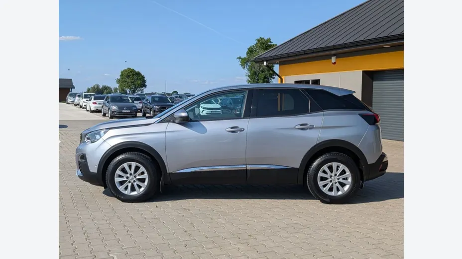 PEUGEOT 3008 -