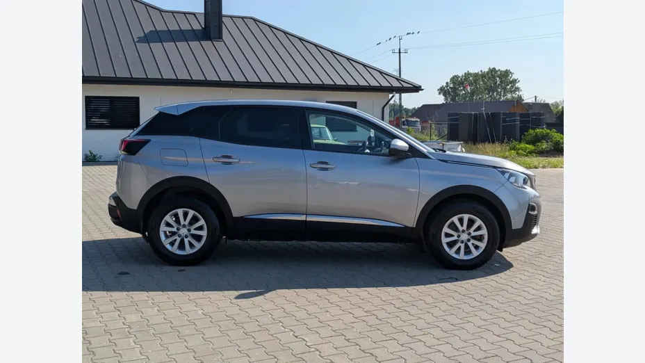 PEUGEOT 3008 -