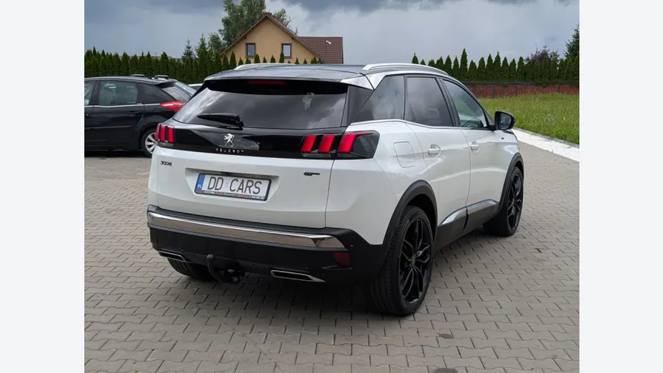 PEUGEOT 3008 -
