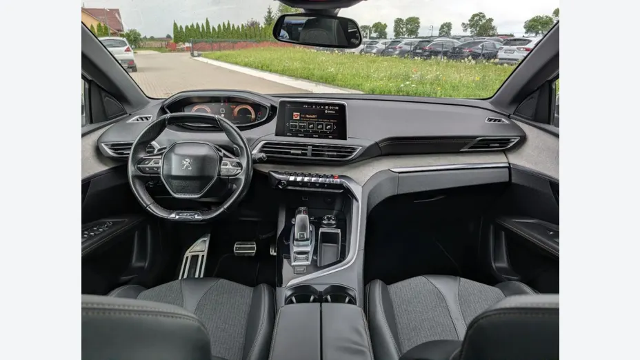 PEUGEOT 3008 -
