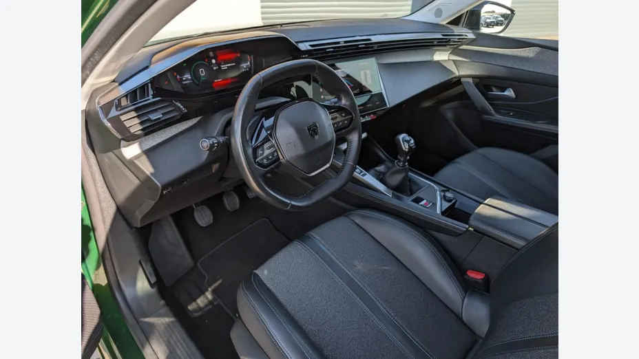 PEUGEOT 308 -