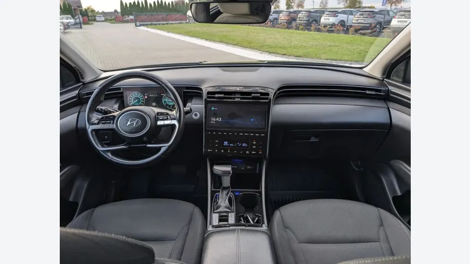 HYUNDAI Tucson -