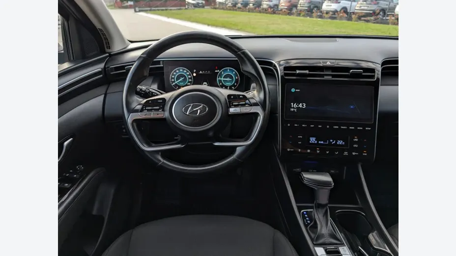 HYUNDAI Tucson -