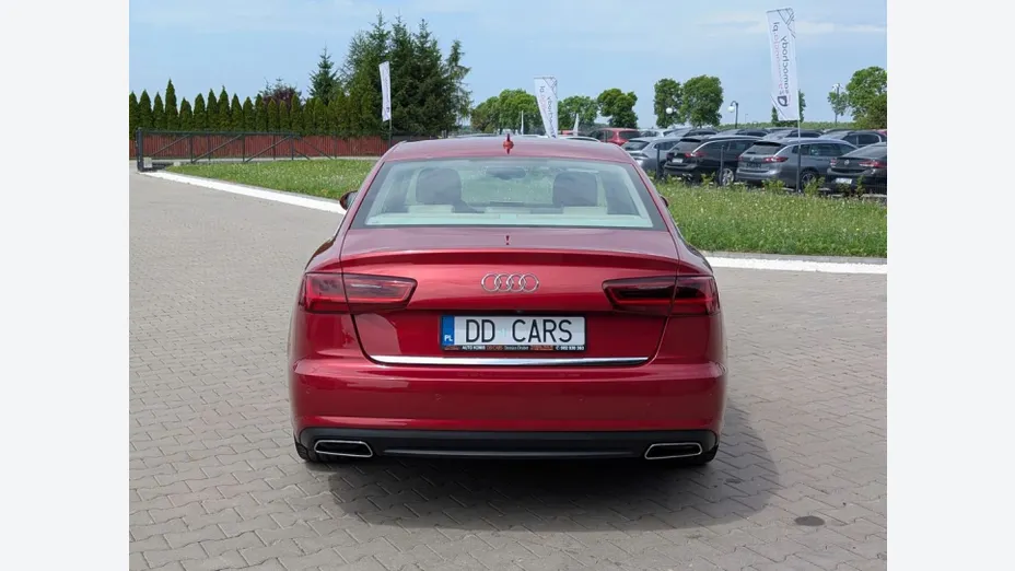 AUDI A6 -