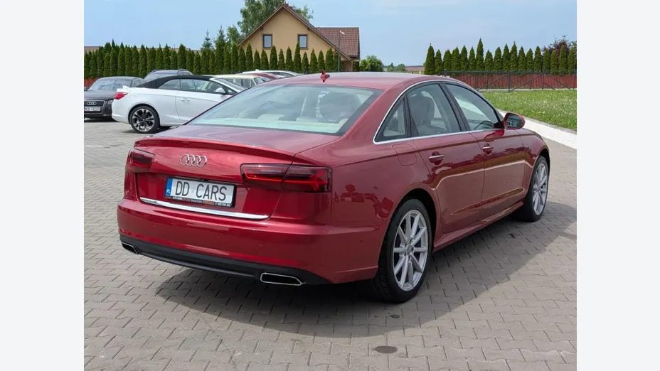 AUDI A6 -