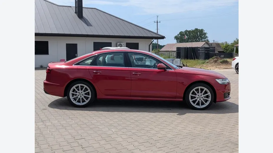 AUDI A6 -