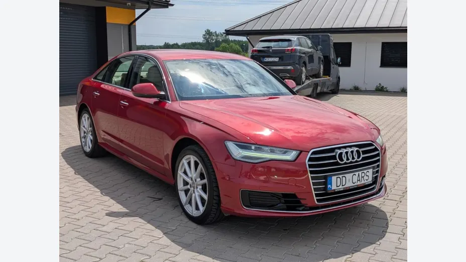 AUDI A6 -