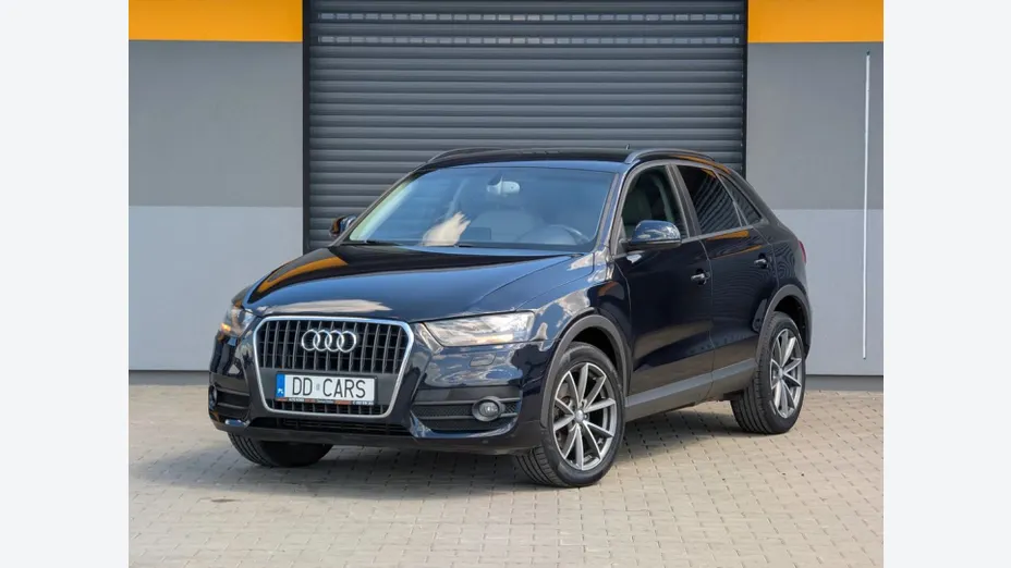 AUDI Q3 -