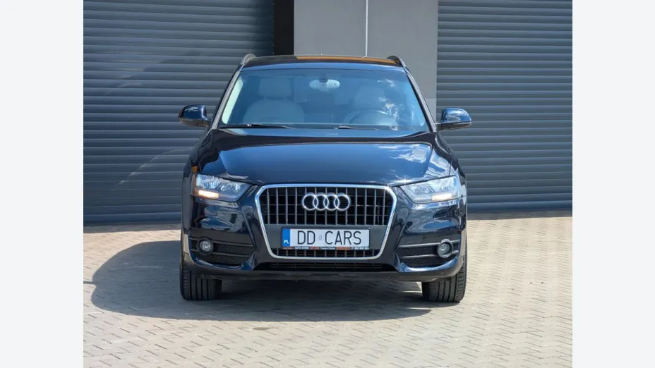 AUDI Q3 -