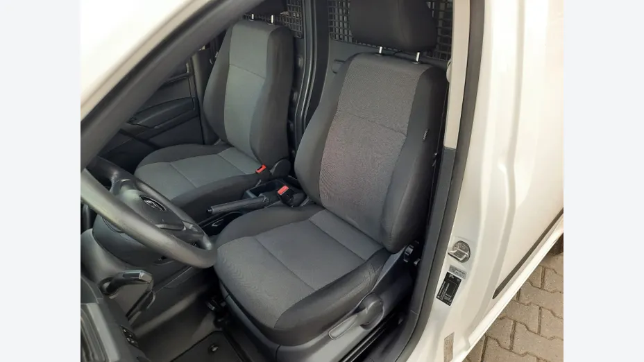 VOLKSWAGEN Caddy -