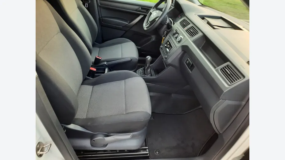 VOLKSWAGEN Caddy -